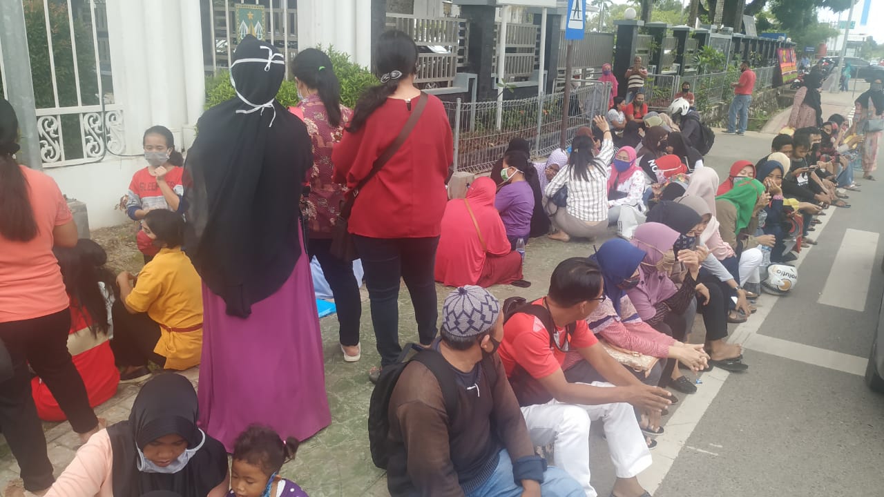 Sekolah Megah Dekat Rumah, tapi Cuma Pajangan