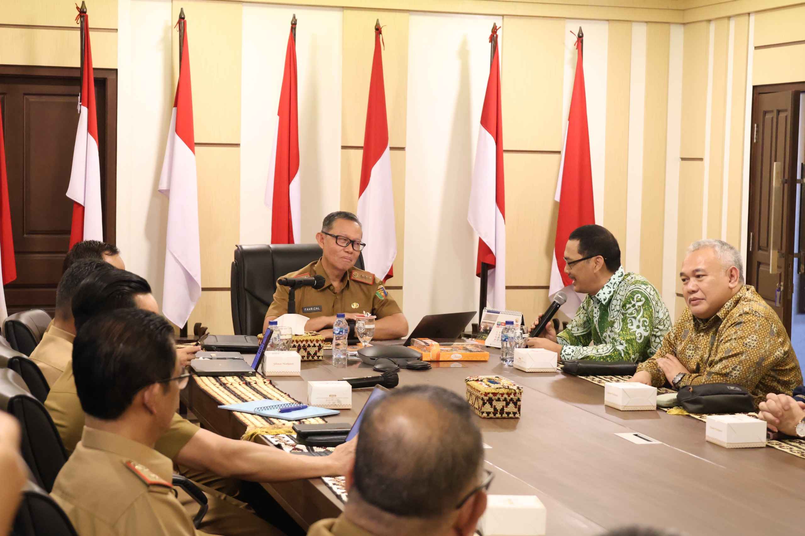 Sekdaprov Fahrizal Darminto Masuk Tiga Besar Penilaian ASKOMPSI Digital Leadership Government Award 2024